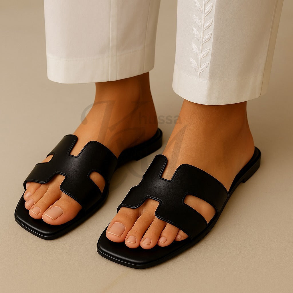 "Khussa Master Hermes style plain black slipper"