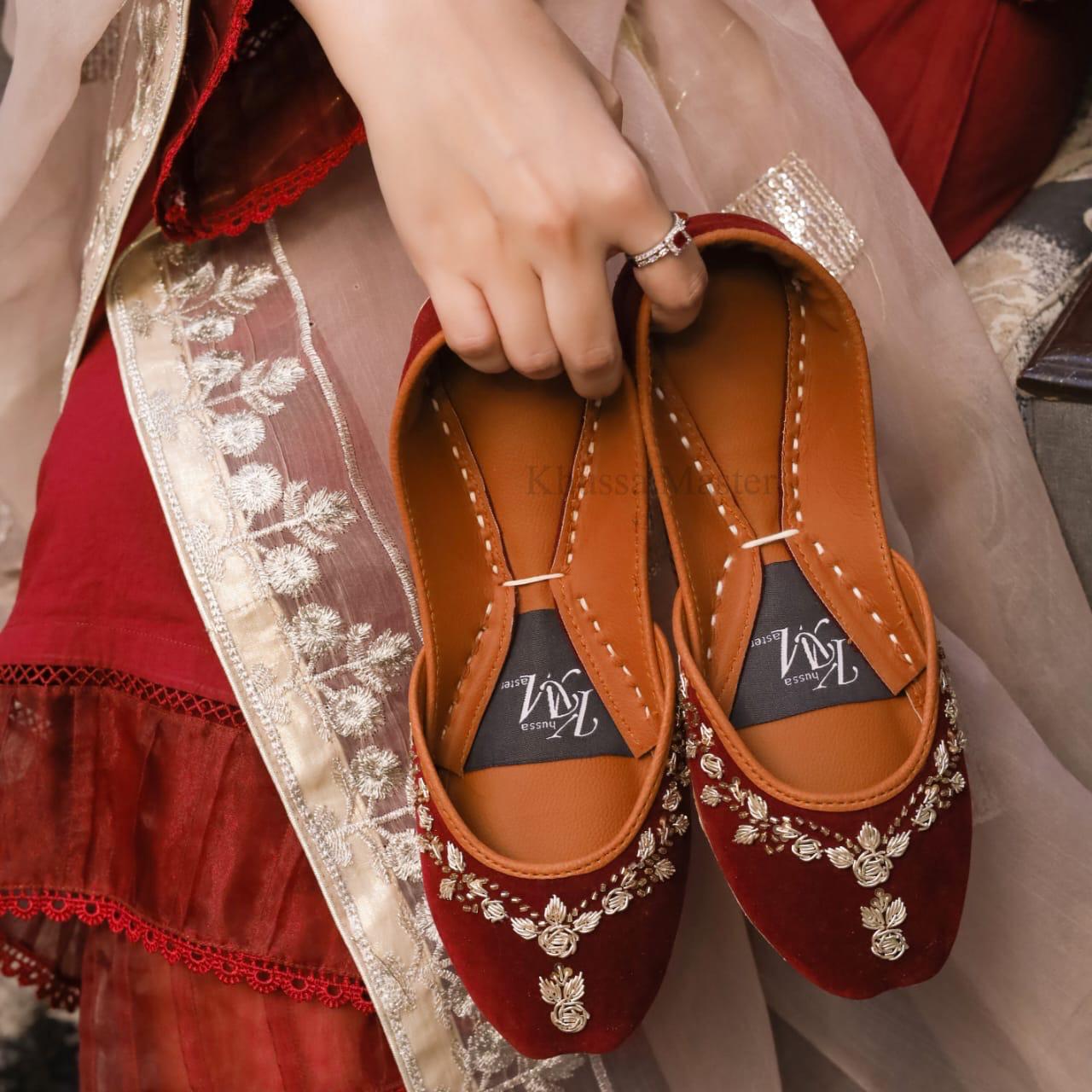 DECENT MEHROON - Khussa Master