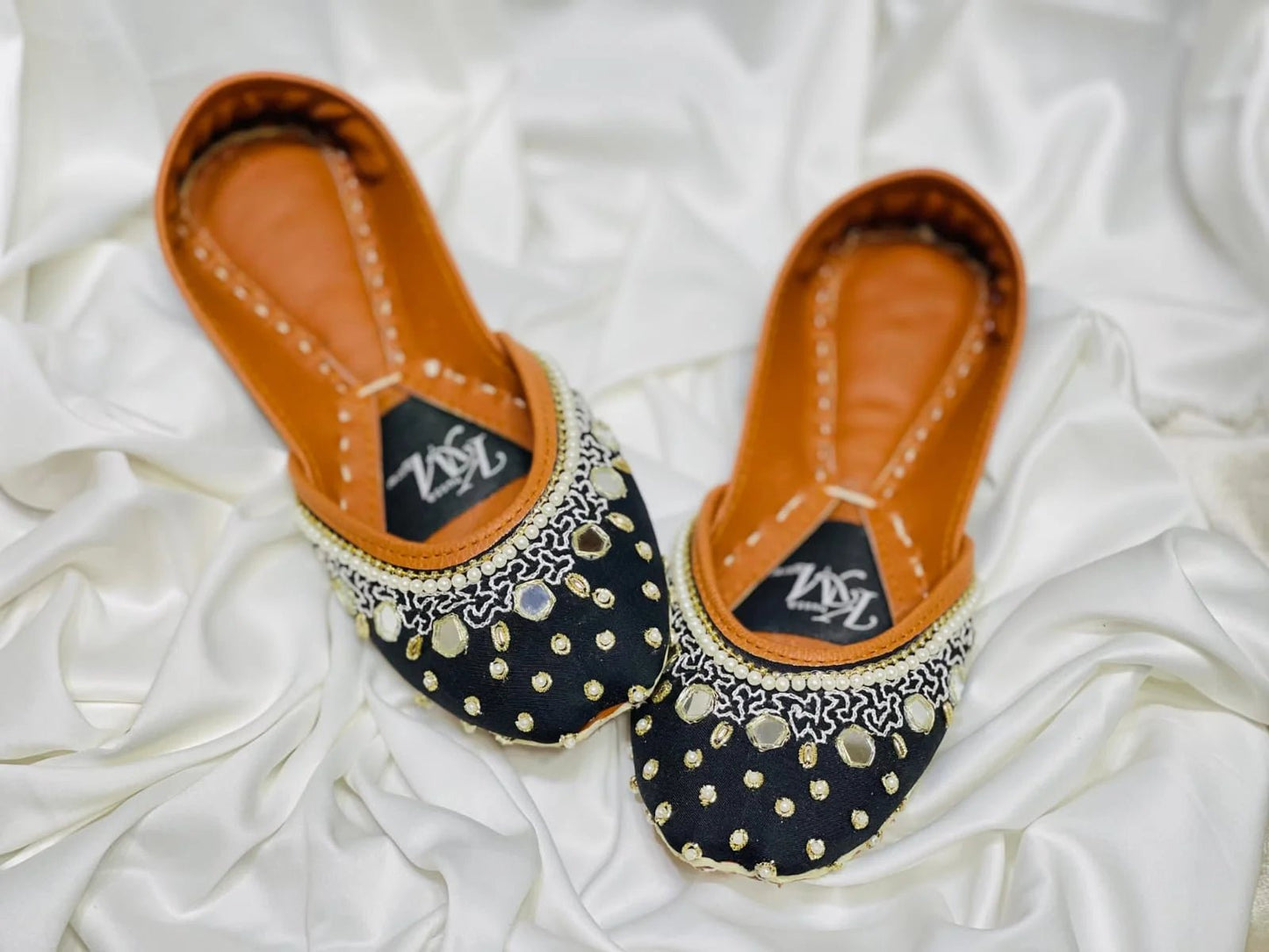 SHEESH BLACK - Khussa Master