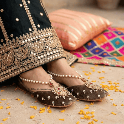 Noore-Rung (brown)