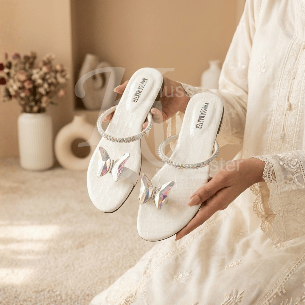 Elara-white