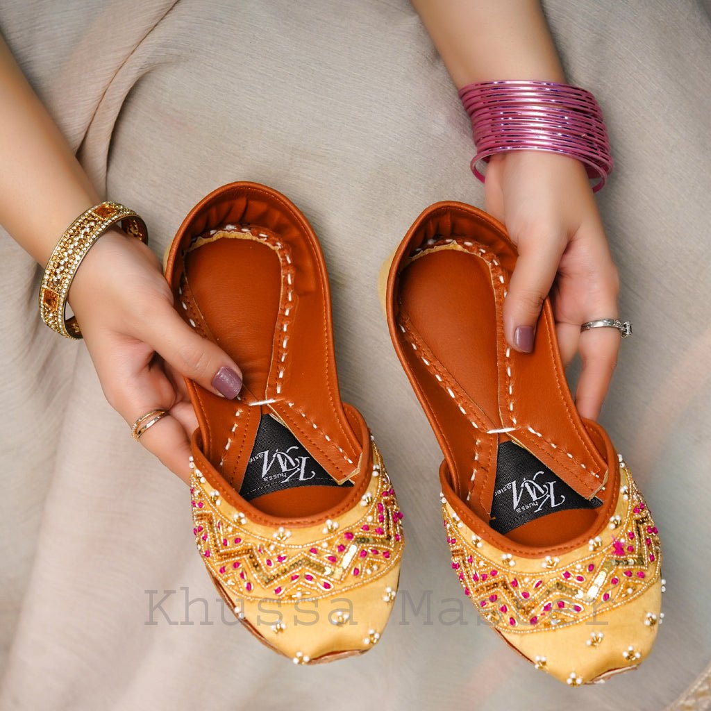 Adle Khussa - Handmade Traditional Women’s Footwear - Khussa Master