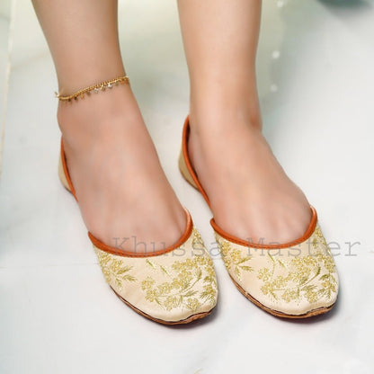 Women's Embroidered Khussa - Fon Color - Cut Dana Beading - Khussa Master