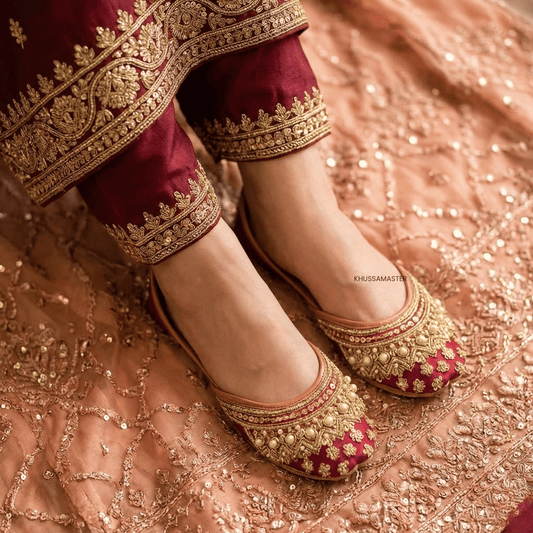 Halfnawabi Maroon