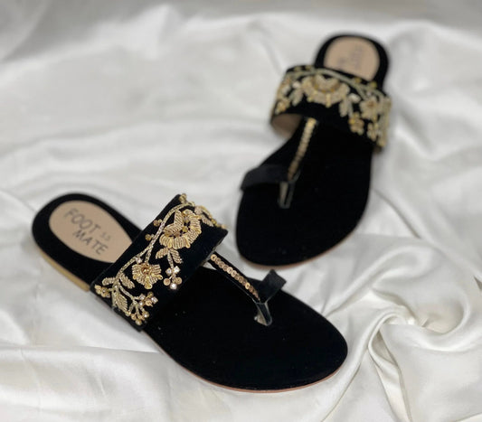 K 103 BLACK - Khussa Master