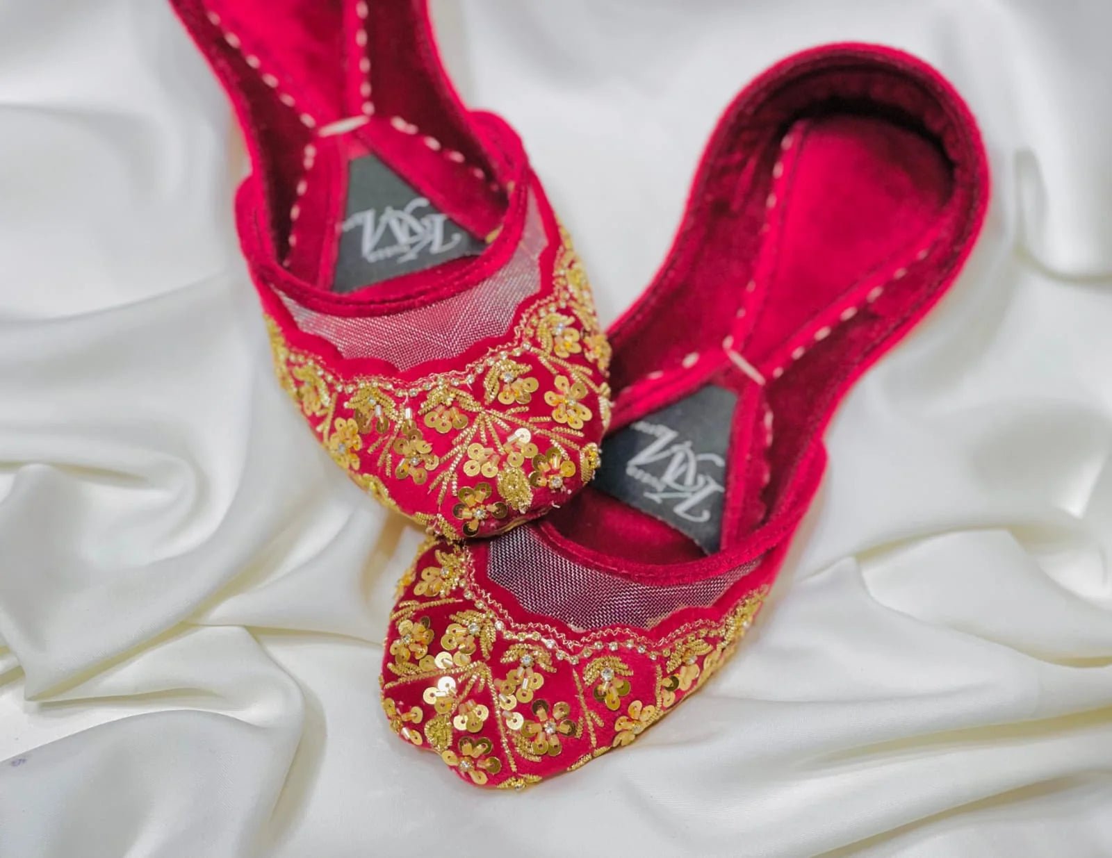 LUXE - Khussa Master