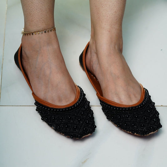 PEARL BLACK - Khussa Master