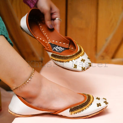 TOPAS WHITE - Khussa Master